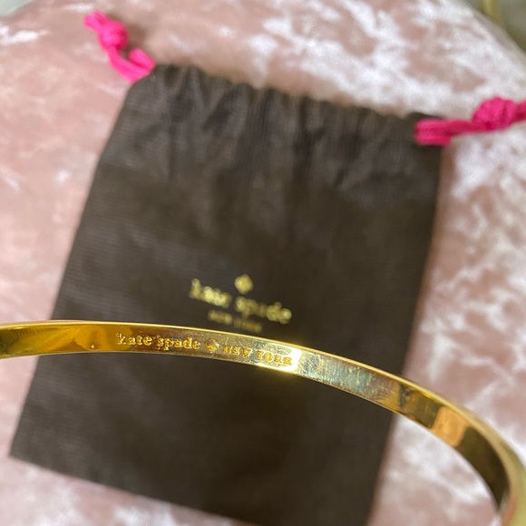 Kate Spade colorful gold idiom bangle bracelet - Picture 3 of 4